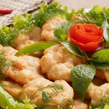 Top Đặc Sản Quảng Ninh Tháng 5: Hành Trình Khám Phá Hương Vị Biển Khơi Trứ Danh