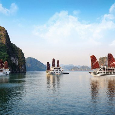 Bảng Giá Du Thuyền Hạ Long 2026: Kinh Nghiệm Lựa Chọn Từ 3 Đến 6 Sao
