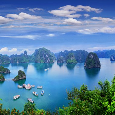 Vịnh Hạ Long: Tuyệt tác thiên nhiên lọt top 25 điểm đến đẹp nhất thế giới