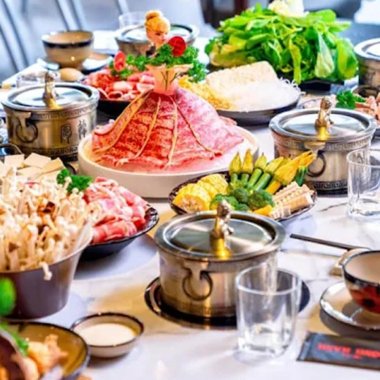Review Nhà Hàng Hồng Hạnh Quảng Ninh: Tinh Hoa Hải Sản Và Không Gian Đẳng Cấp