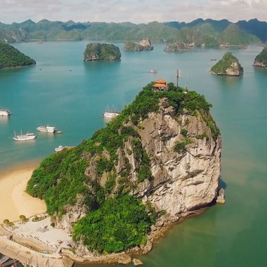 Kinh nghiệm đi tour du thuyền Hạ Long ngủ đêm: Cẩm nang chi tiết từ A - Z
