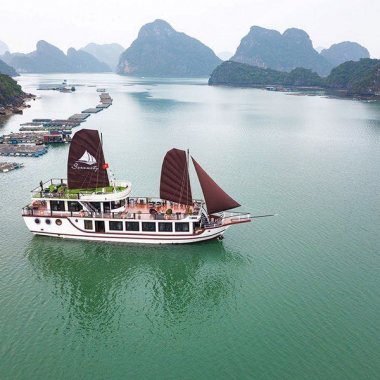 Kinh nghiệm đặt tour Vịnh Lan Hạ 1 ngày chi tiết nhất