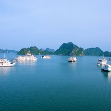 Nâng Tầm Du Lịch Biển Đảo Quảng Ninh: Xu Hướng Trải Nghiệm Xanh Và Bền Vững