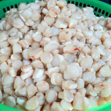 Cơ Trai Xào Cần Tỏi: Đặc Sản Tinh Túy Từ Biển Sâu Quảng Ninh