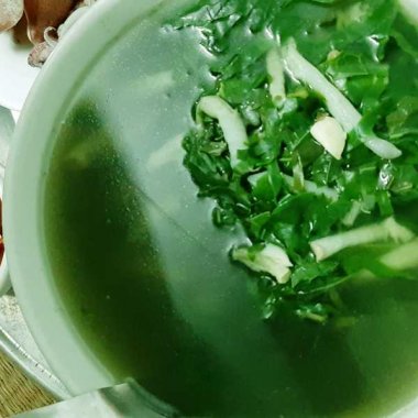 Sá Sùng Nấu Lá Lốt: Đặc Sản 