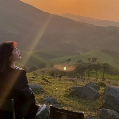Khám phá đỉnh Bình Hương Quảng Ninh: Thiên đường dã ngoại và cắm trại lý tưởng